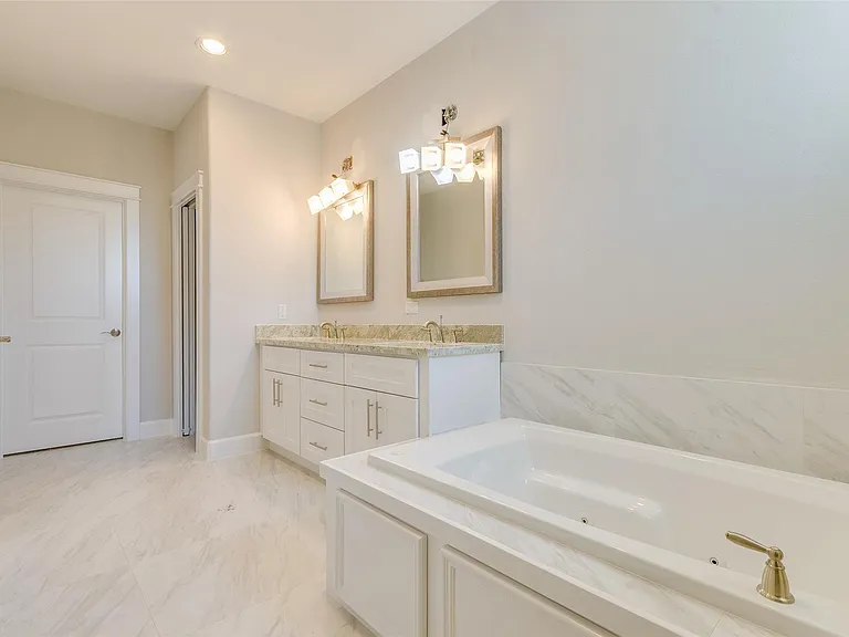 1815 Napa Creek Ln — Photo 29