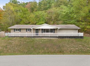 2509 W Rockhouse Rd, Ashland, KY 41102