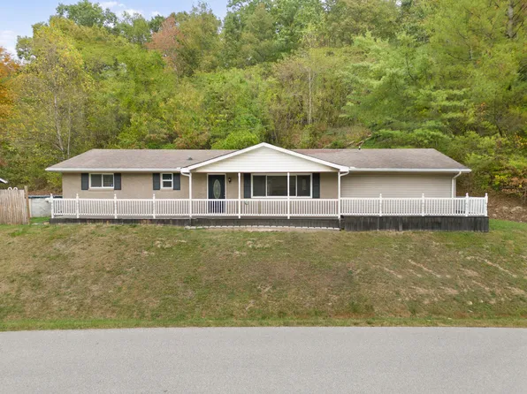 2509 W Rockhouse Rd, Ashland, KY 41102