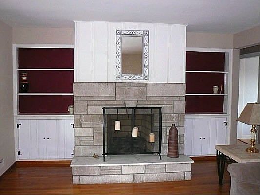 LR Build-ins &  Fireplace