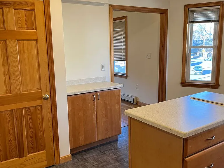 998 Washington St #3 — Photo 4