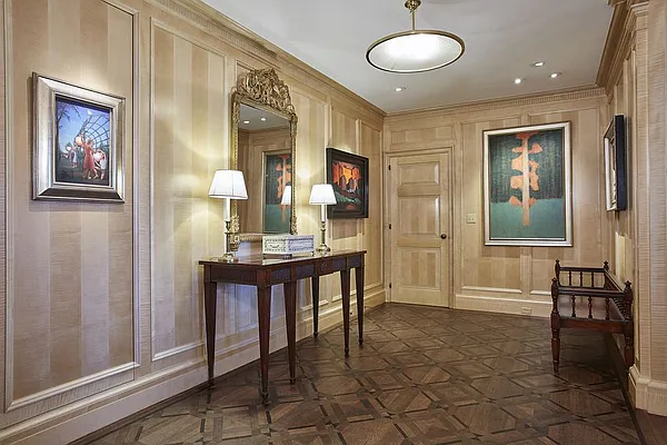 Sold by Stribling | media 9