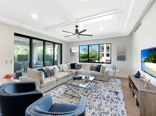 1130 3rd Ave S #207, Naples, FL 34102