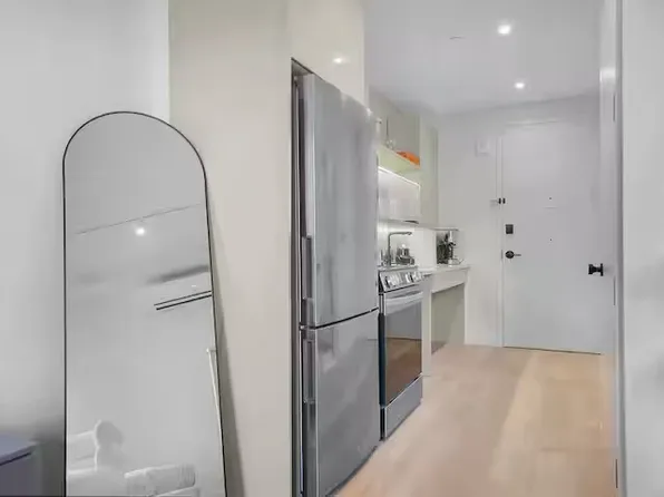 16 West Street image 12 of 13