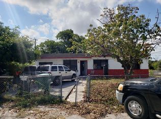 561 Sharar Ave, Opa Locka, FL 33054