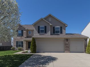 12284 Quarterback Ln, Fishers, IN 46037