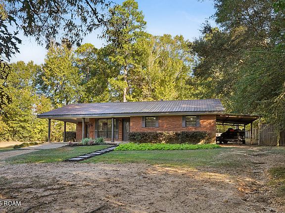 3rd image of 59511 Twin Pines Rd