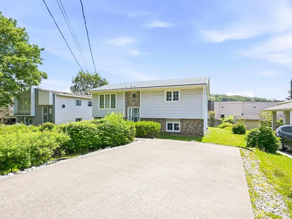 101 Union St, Halifax, NS B4A 2B6