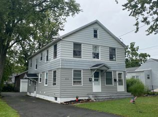 111 Ferncliff Ave #A, Liverpool, NY 13088