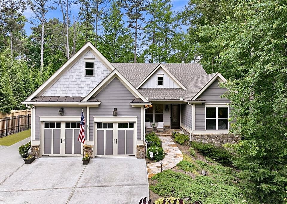 1st image of 6020 Lake Lanier Heights Rd