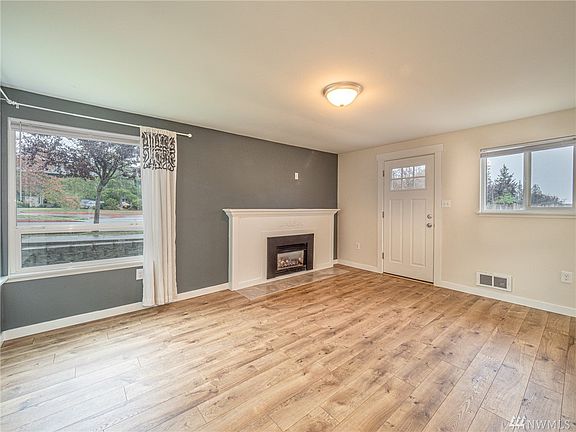 2nd image of 3309 113th Ave NE