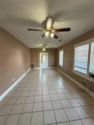 2 bed, 1.0 bath, 1169 sqft, $1,495 — Photo 4