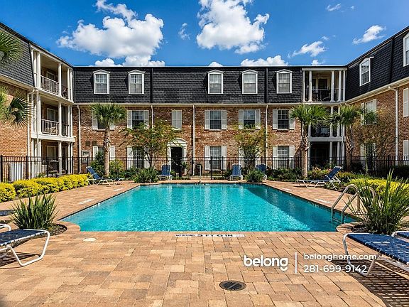 2nd image of 357 N Post Oak Ln APT 211