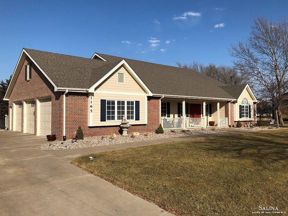 1st image of 1165 Columbine Cir