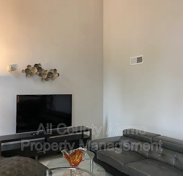 8907 Willmon Way — Photo 4