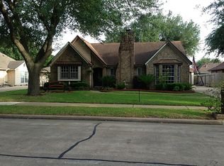 601 Bradshire Ct, Deer Park, TX 77536
