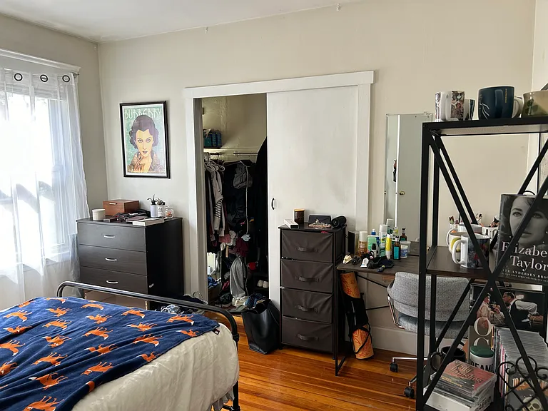 24 Burnham St #2 — Photo 2