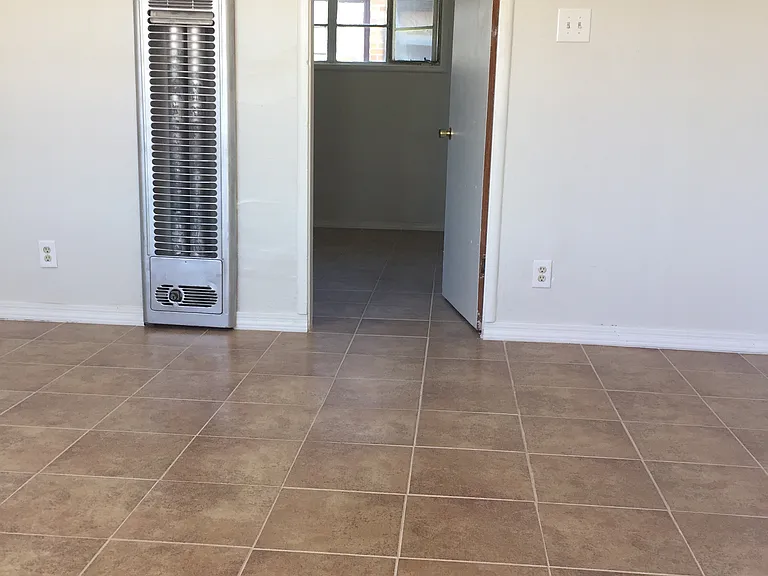 4021 Polk Ave #2 — Photo 2