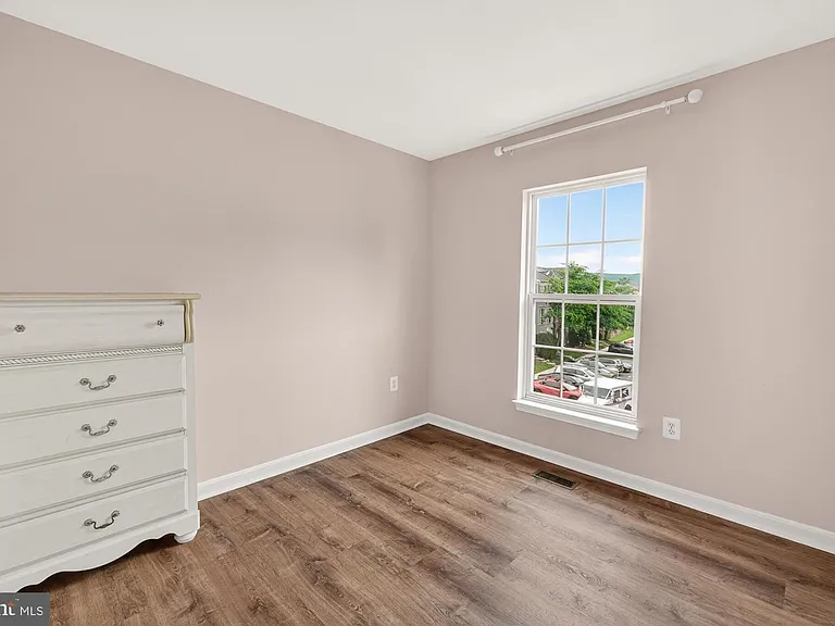 2572 Carrington Way — Photo 25