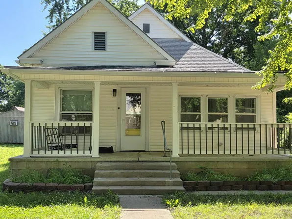 1618 Millington St, Winfield, KS 67156