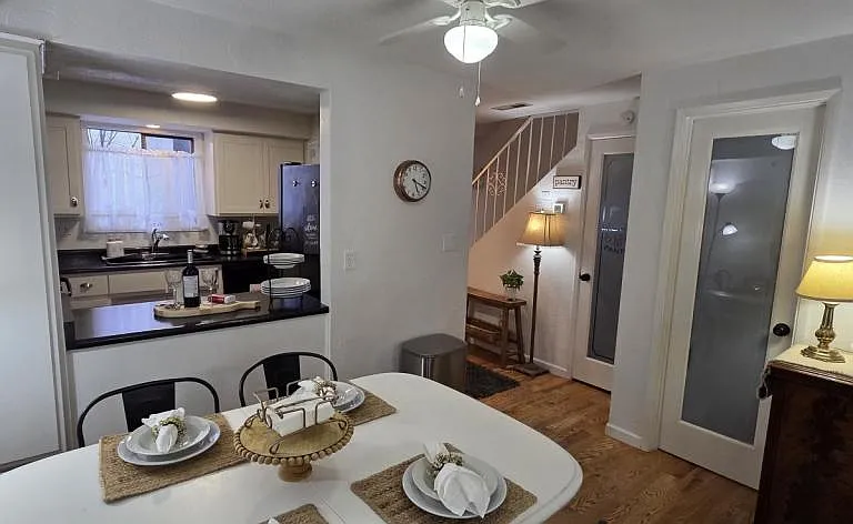 1309 Maple Leaf Ct — Photo 1