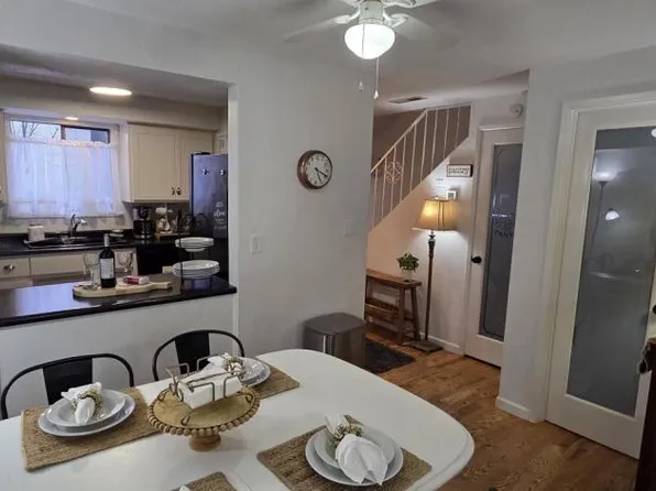 1309 Maple Leaf Ct, Medford, OR 97504