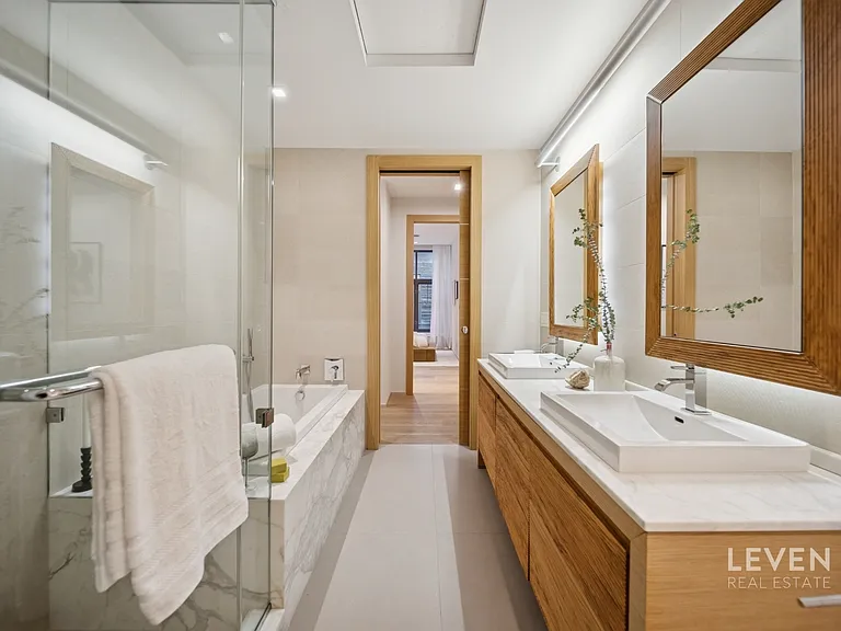 55 Warren St #4 — Photo 33