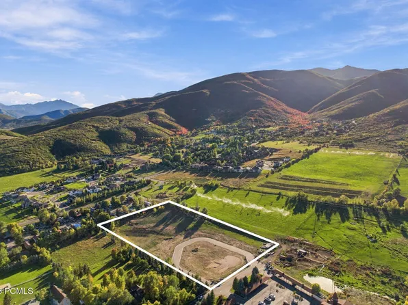885 W Schonerberg Loop, Midway, UT 84049
