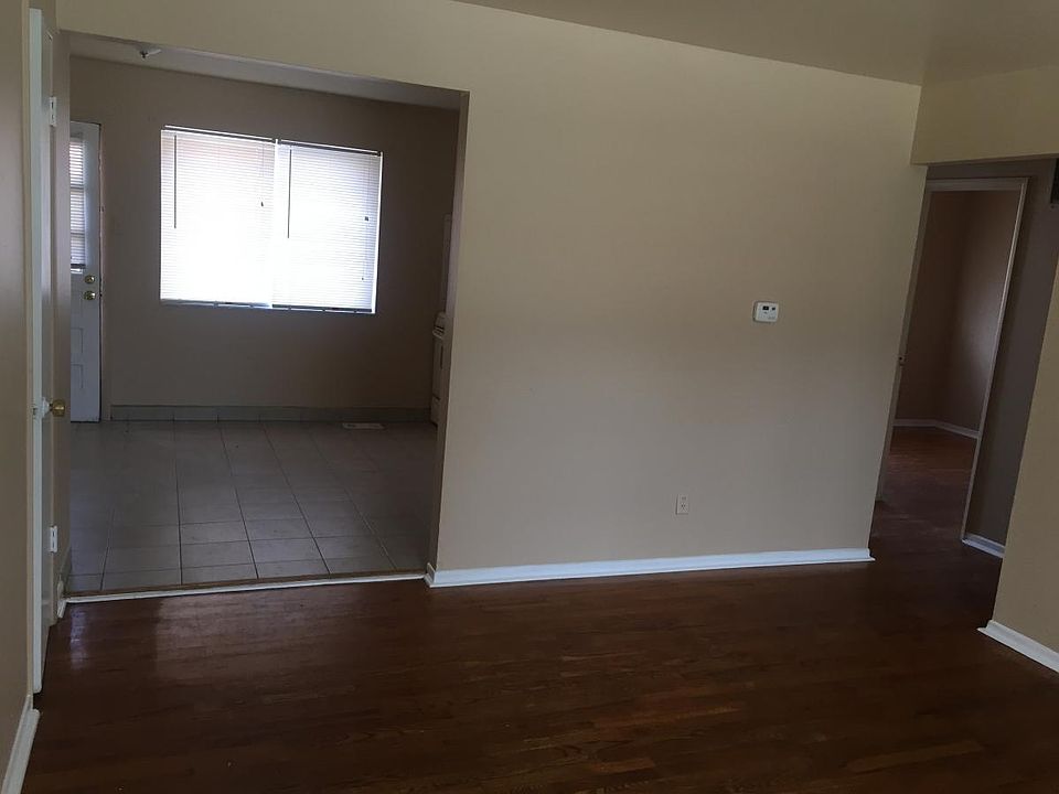 1st image of 10943 Margatehall Dr APT 3