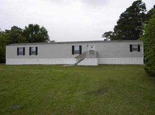 165 Country Club Rd, Sneads Ferry, NC 28460