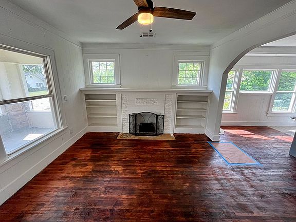 3rd image of 311 W McKinley Ave