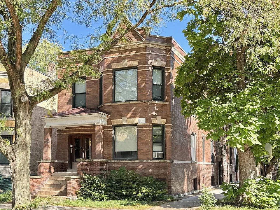 3120 W Schubert Ave #W3