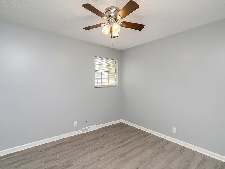 9104 Cedarpark Ln #C — Photo 22
