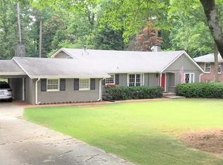 560 Carriage Dr, Sandy Springs, GA 30328