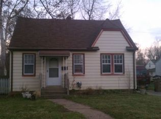 613 Raskob St, Pontiac, MI 48340