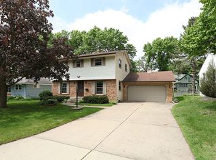 1339 Cherokee Ave, West Saint Paul, MN 55118
