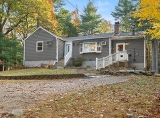 54 Willowdale Rd, Topsfield, MA 01983