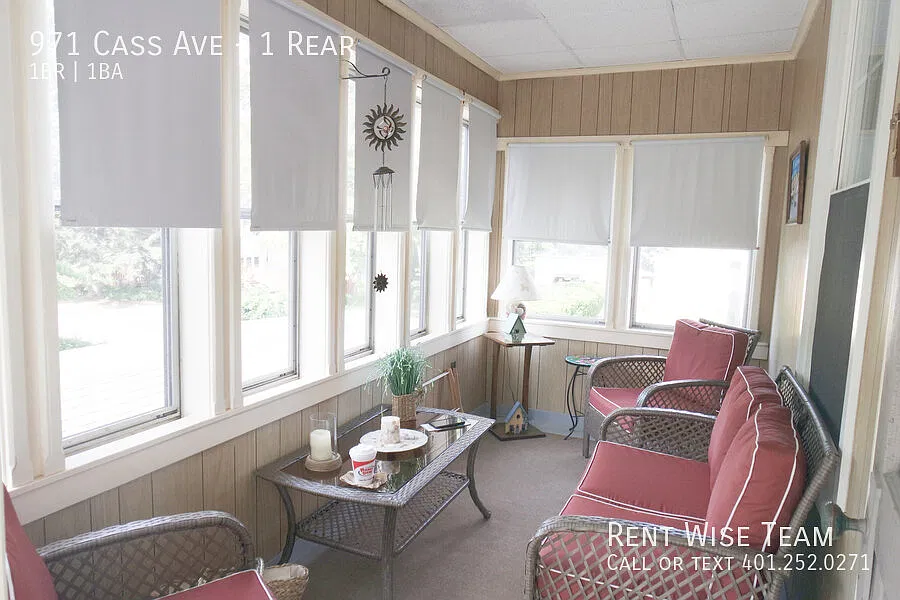 971 Cass Ave — Photo 1