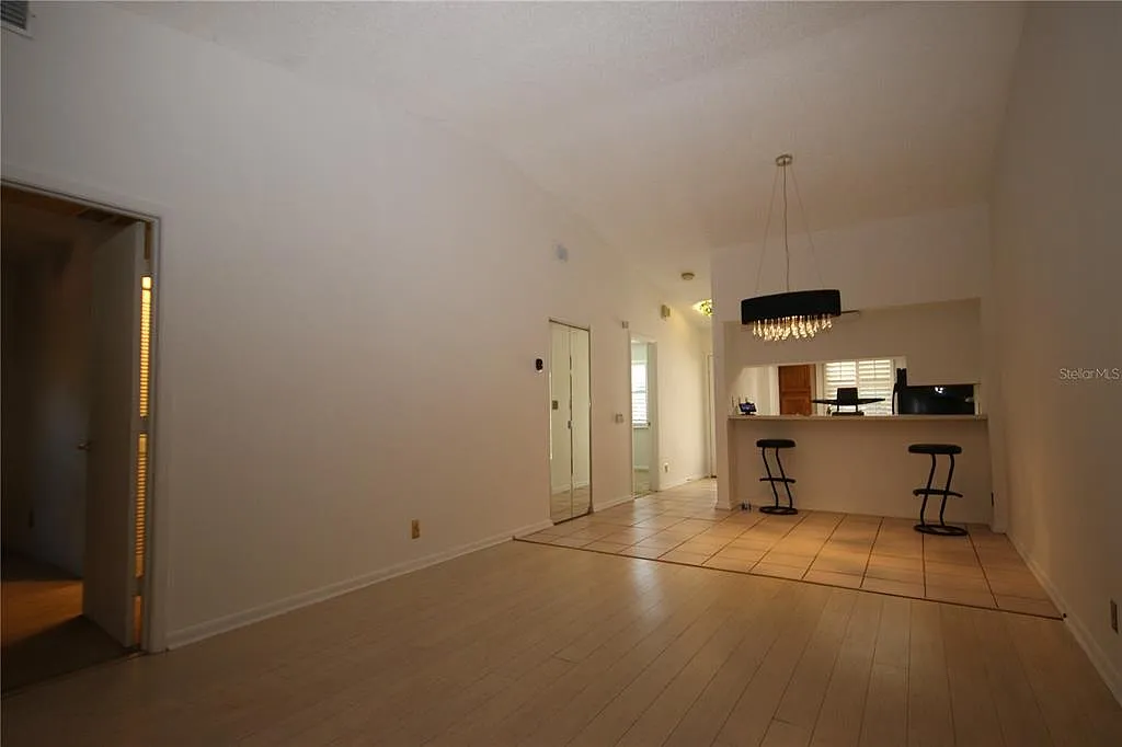 2 bed, 2.0 bath, 935 sqft, $1,750 — Photo 4