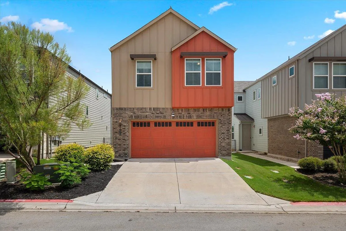 3 bed, 2.5 bath, 1737 sqft, $2,500 — Photo 1
