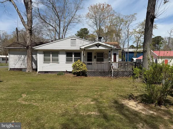37619 Cedar St, Ocean View, DE 19970