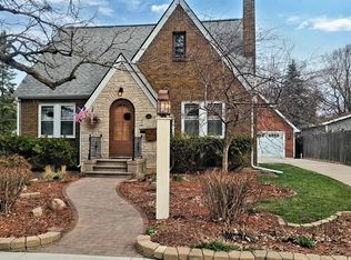 716 Sterling Ave, Oshkosh, WI 54901