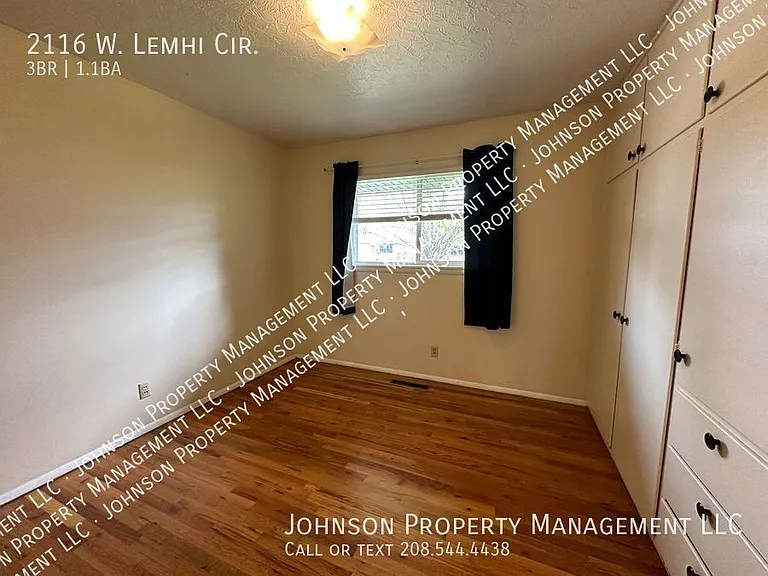 2116 W Lemhi Cir — Photo 10