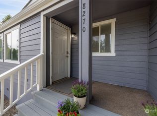 8270 6th Ave NE, Bremerton, WA 98311