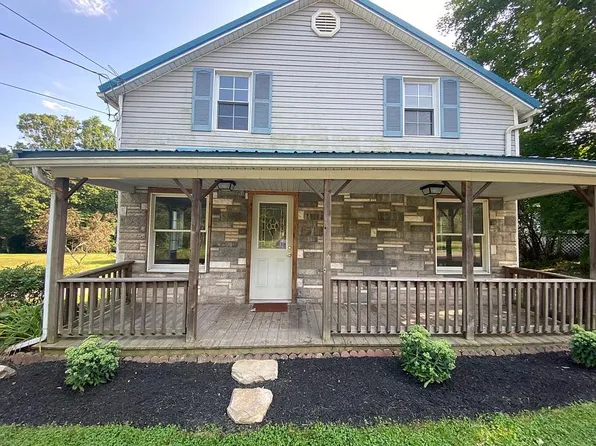 742 Main Rd, Hunlock Creek, PA 18621