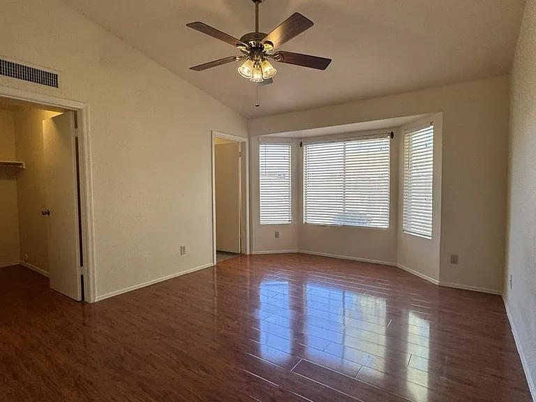 131 S Sean Dr — Photo 22