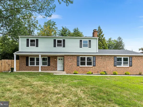 125 Bruce Rd, Washington Crossing, PA 18977