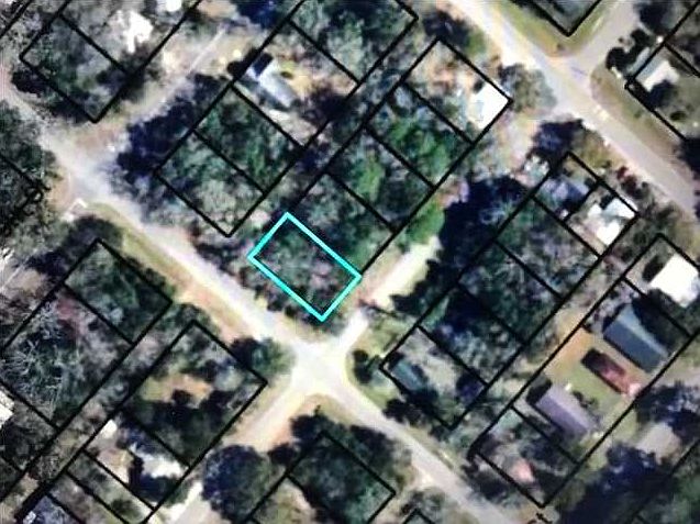2nd image of 199 10th St