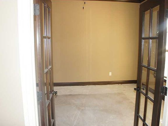 4th image of 5958 Bannister Dr