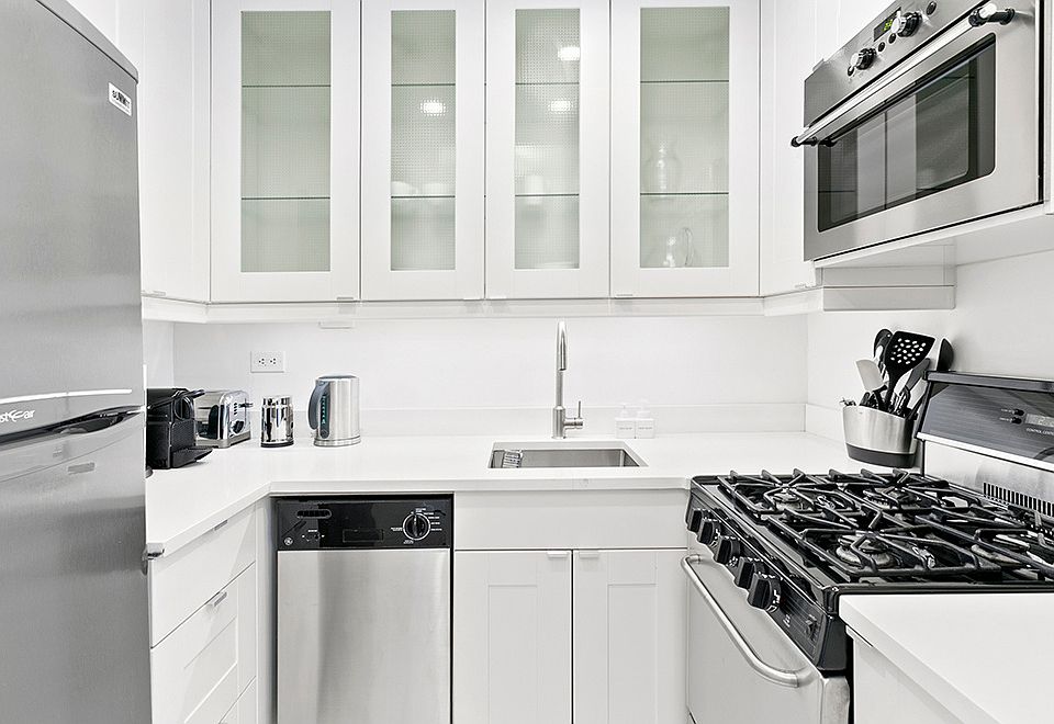 2nd image of 301 E 66th St APT 8A